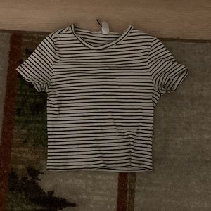 Worn but taken care of and clean short sleeve crop top